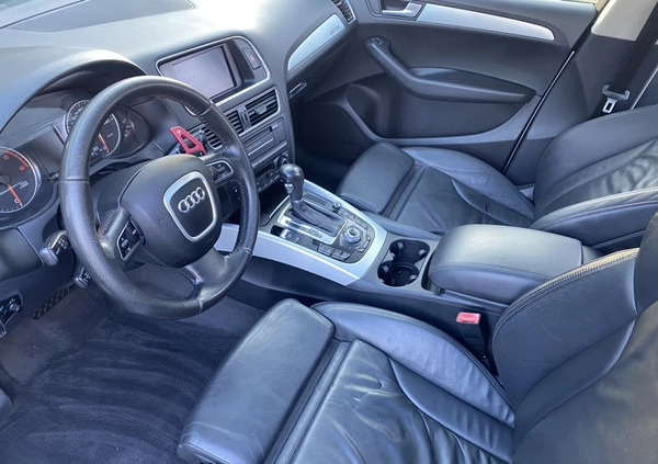 Audi Q5 cena 43900 przebieg: 246232, rok produkcji 2009 z Radków małe 466
